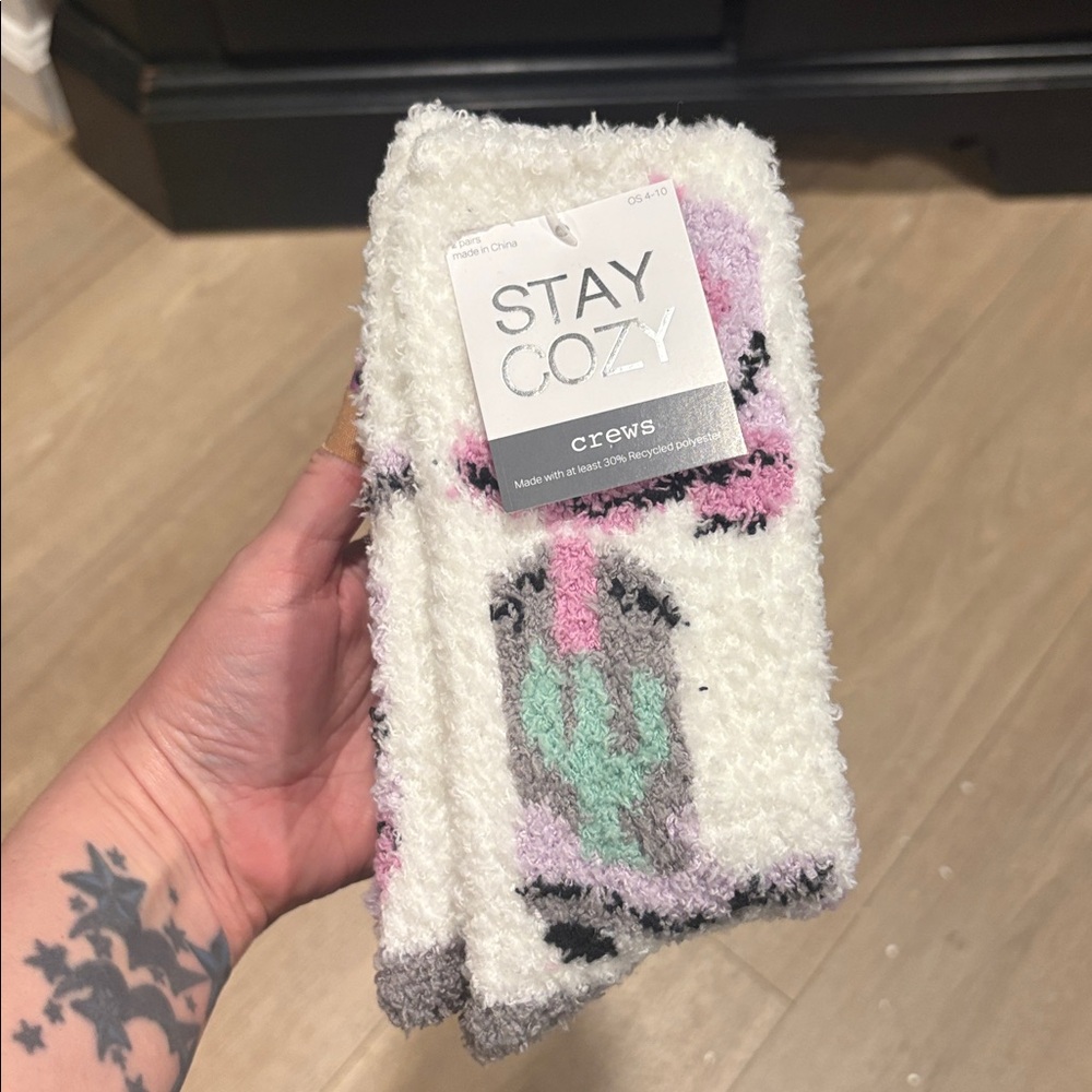 🧦💖 Stay Cozy Cowgirl Socks 💖🧦 - Picture 3 of 8
